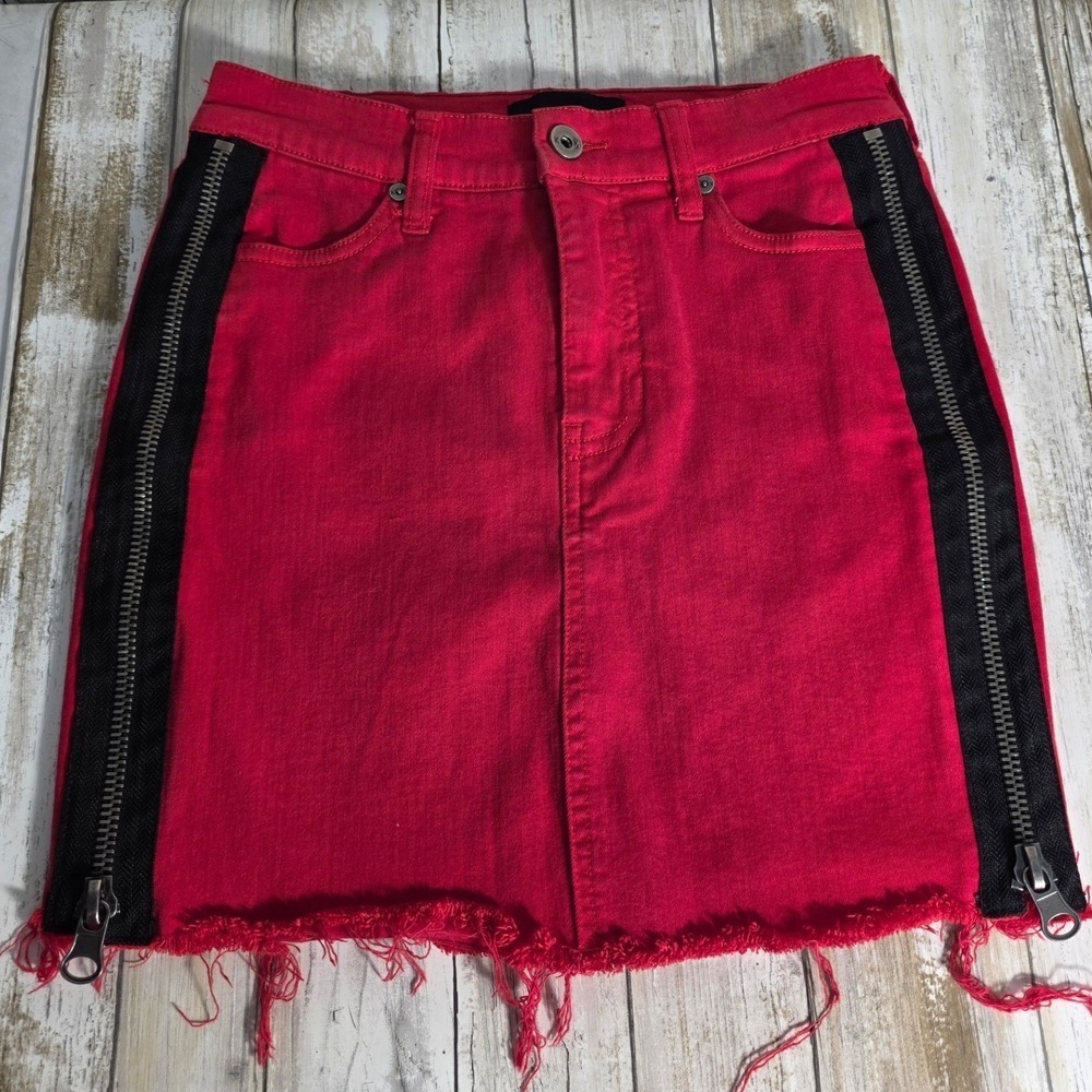 Kendall + Kylie Red Denim Mini Skirt With Zipper Detail Size 24